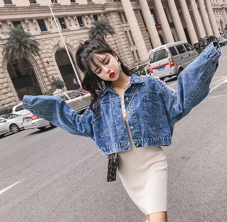 Ripped Cowboy Coat Woman Spring Autumn Korean Popular Clothes Denim Jacket for Women Hole Sale Low Price Cowgirl Clothing New In